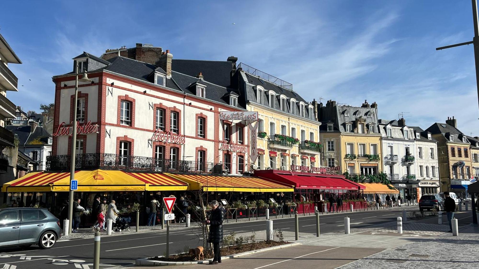 La Houppa, Renove, Trouville-Sur-Mer, Quartier Bonsecours Luaran gambar